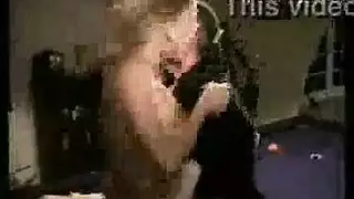 ميلف شيلا النشوة تأخذ زب زوجها الدهني في حلقها يومياً