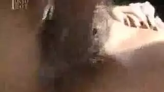 عاهرة أوروبية يابانية تأخذ إيلاج مزدوج بأسلوب الفندق