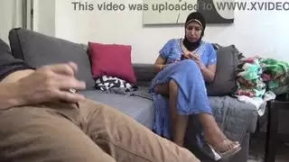 حركة فردية قاسية: الابن غير الشرعي يستمني بقضيبه السميك