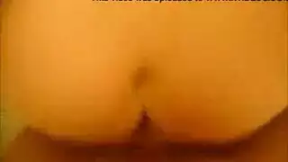 عاهرة تُركب في جماع خيالي