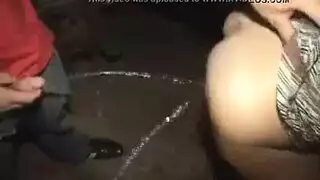 حفلة جنس صريحة: مراهقون سكارى يبتلعون السائل المنوي