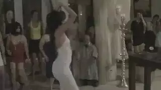 نيك اللي من طيزها